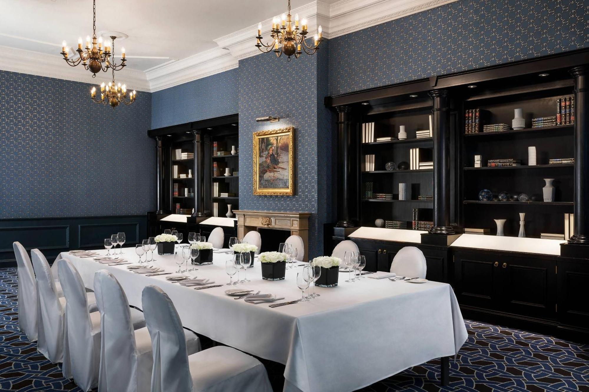 Hotel Bristol, A Luxury Collection Hotel, Varsó Kültér fotó The Library at The Connaught